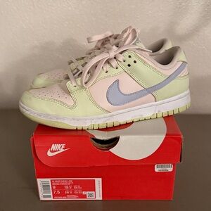 Nike Dunk Low Light Soft Pink & Ghost Like Ice Sz: 9